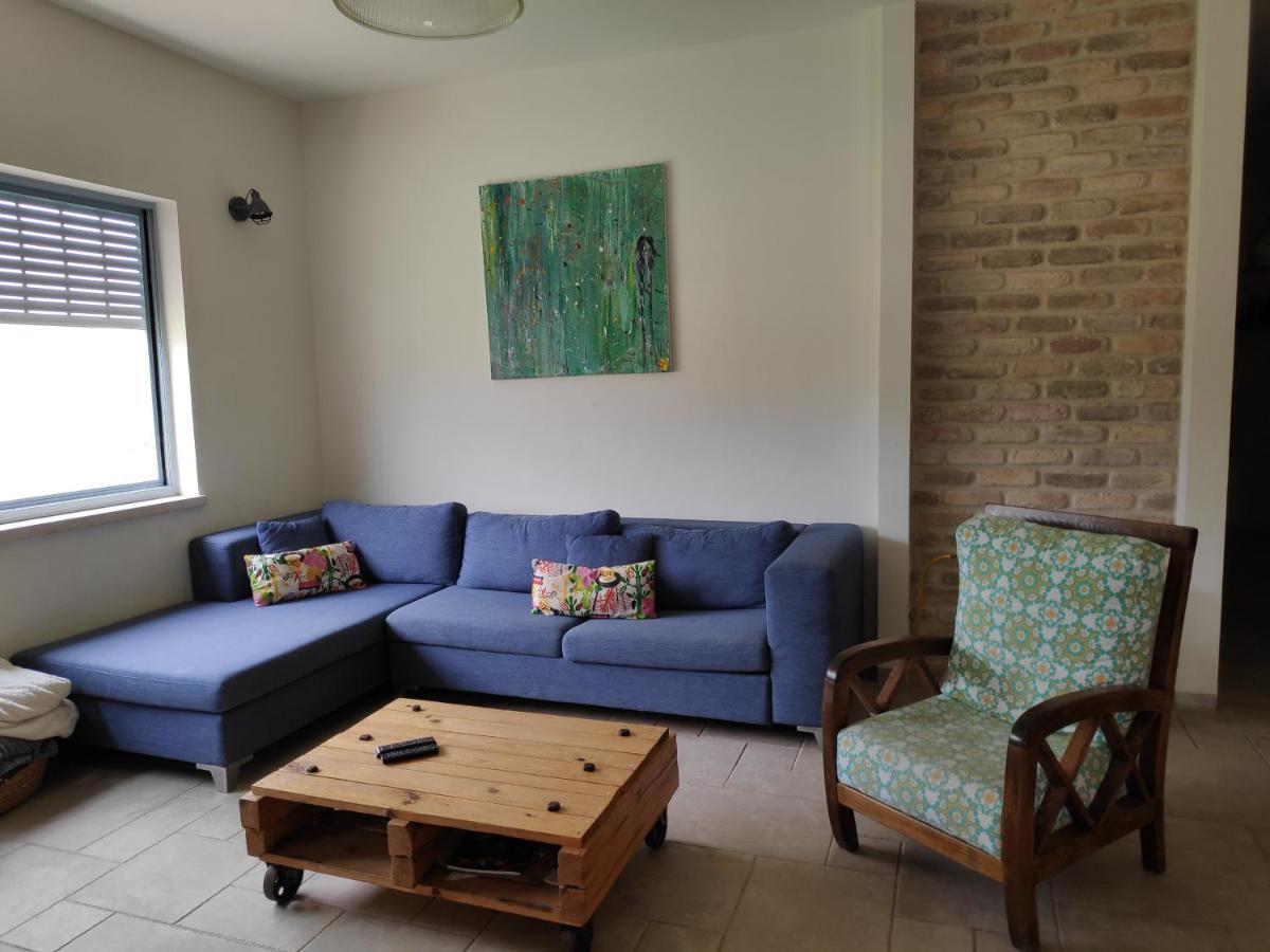 Villa By The River Facing The Hermon In Dafna Exteriér fotografie